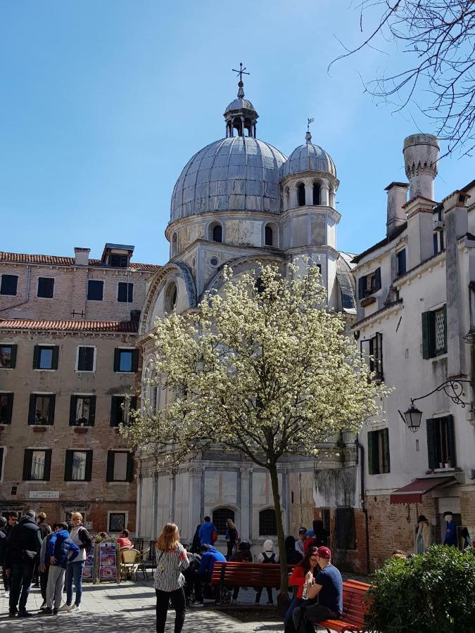 Appartamento Perla Venesia Bagian luar foto